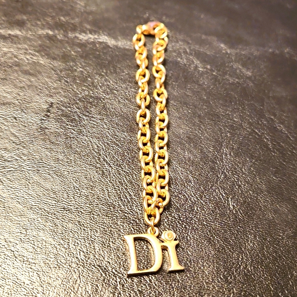7 Inch Gold Plated "Di" Charm Bracelet
